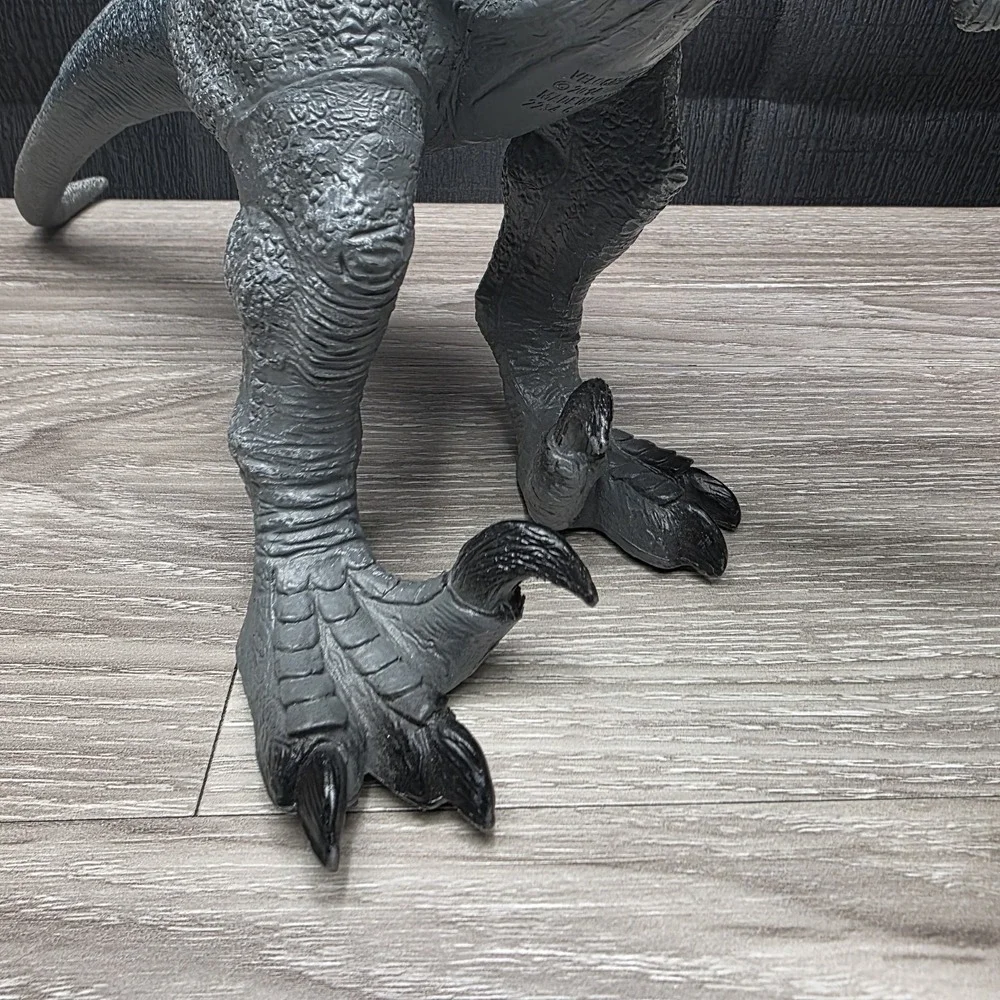 The Unbranded Brand 2014 velociraptor